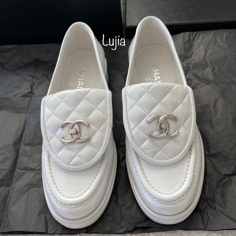 Chanel Loafers 38C